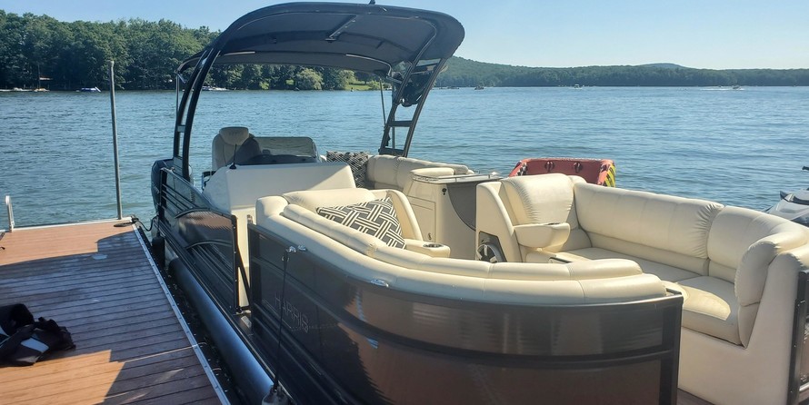 Premier Pontoons Grand Isle 250