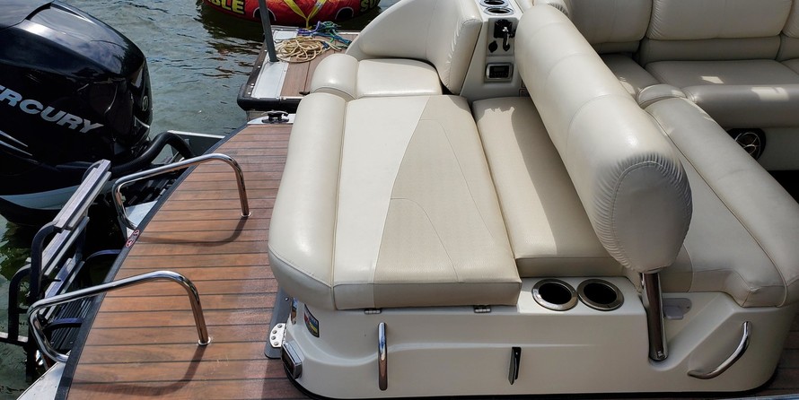 Premier Pontoons Grand Isle 250