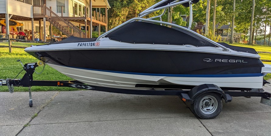 Regal 1900 Bowrider