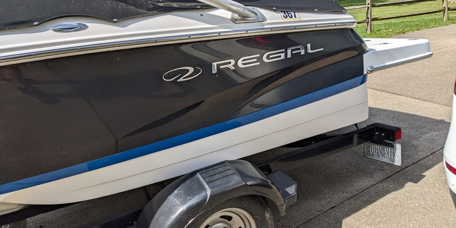 Regal 1900 Bowrider