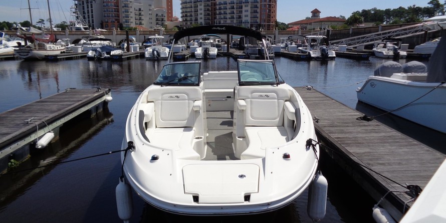Sea Ray 260 Sundeck
