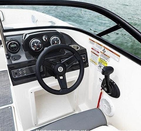 Bayliner VR4 BOWRIDER