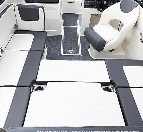 Bayliner VR4 BOWRIDER