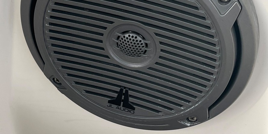 Sea Ray 270 Sundeck Outboard