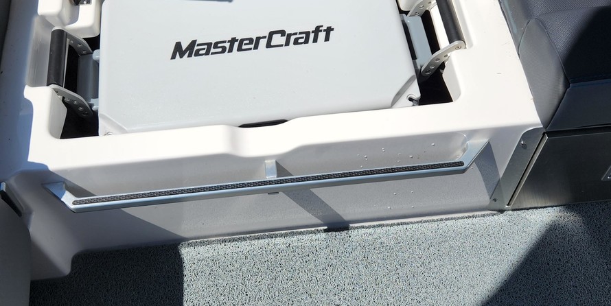 Mastercraft X26