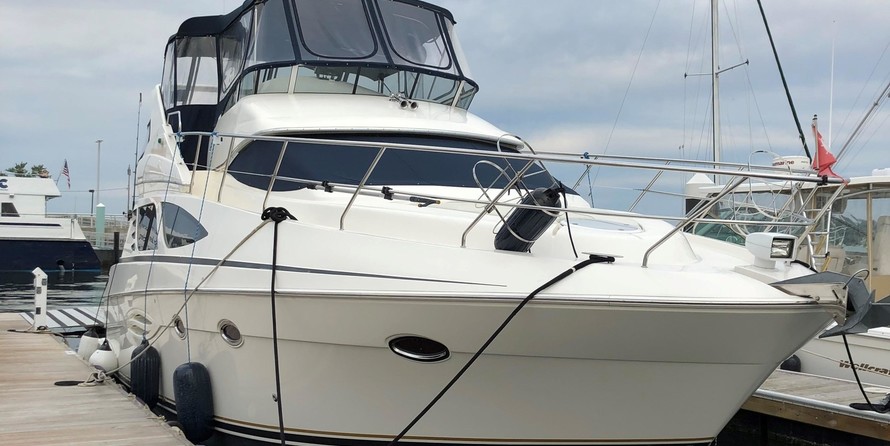 Silverton 43 Sport Bridge