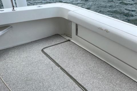 Sea ray 330 express cruiser