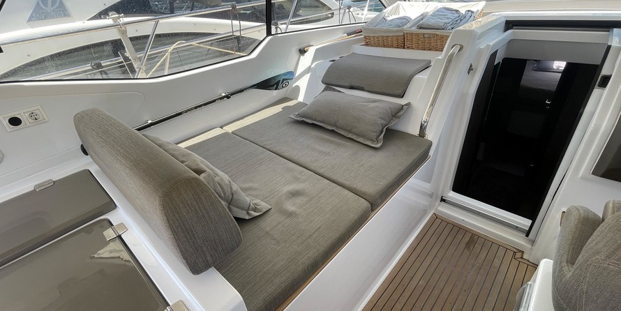 Azimut Atlantis 43