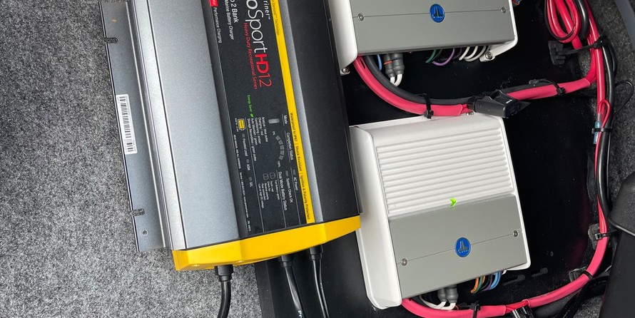 Super Air Nautique 210