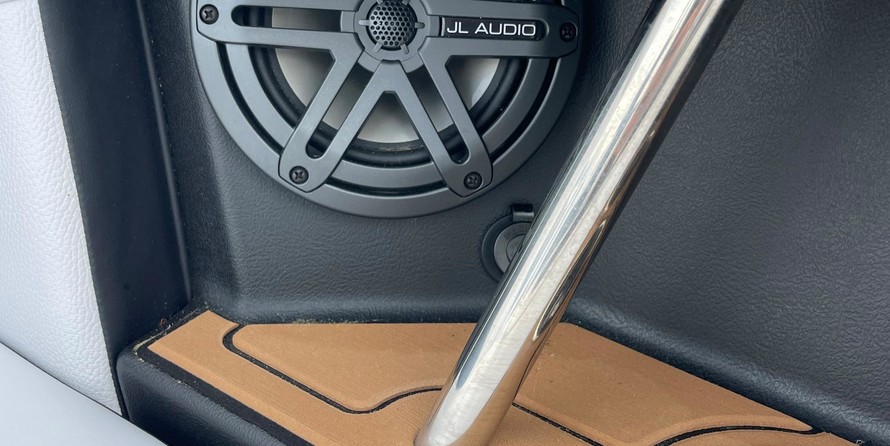 Super Air Nautique 210