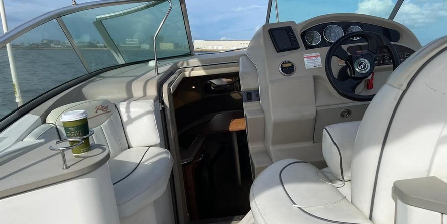 Sea Ray 240 Sundancer