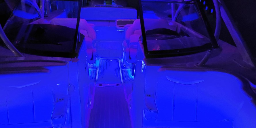 Robalo R317 Dual Console