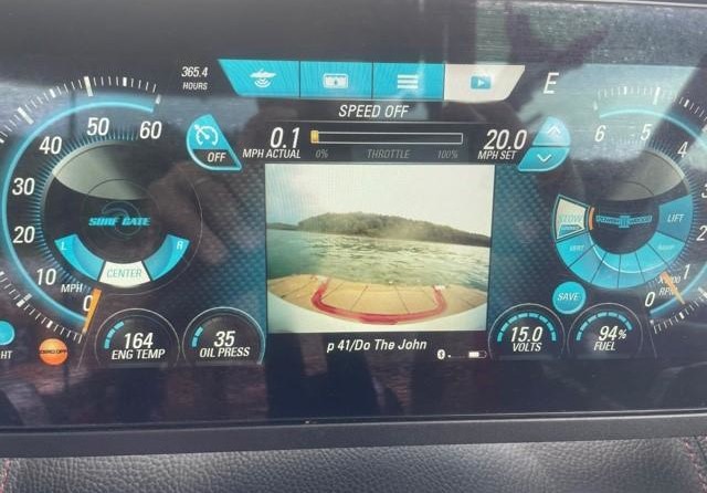 Malibu Wakesetter 25 LSV