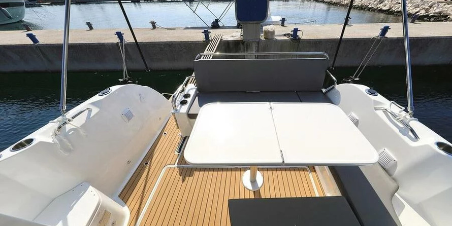 Beneteau Antares 9 OB
