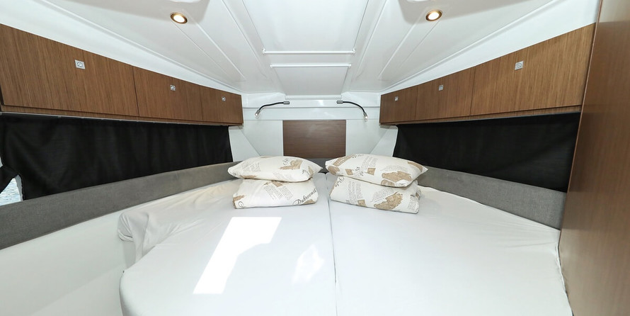 Beneteau Antares 9 OB