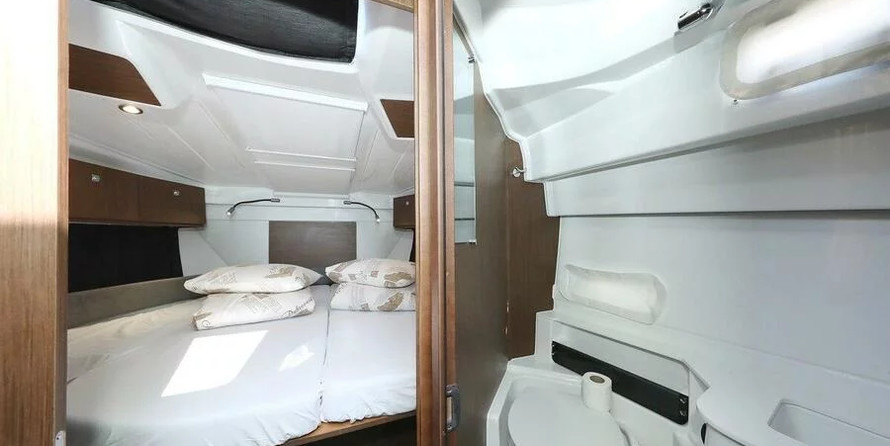 Beneteau Antares 9 OB