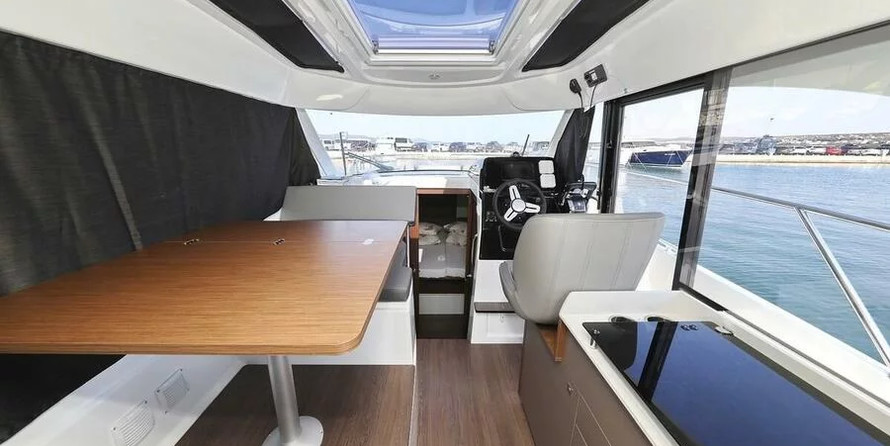 Beneteau Antares 9 OB