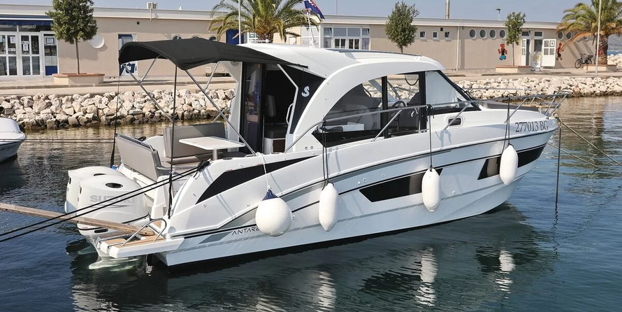 Beneteau Antares 9 OB
