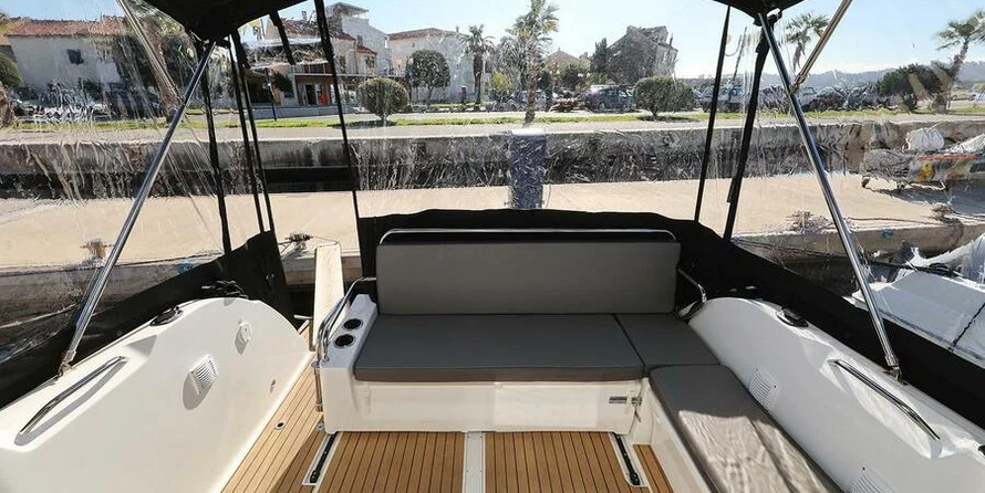 Beneteau Antares 9 OB