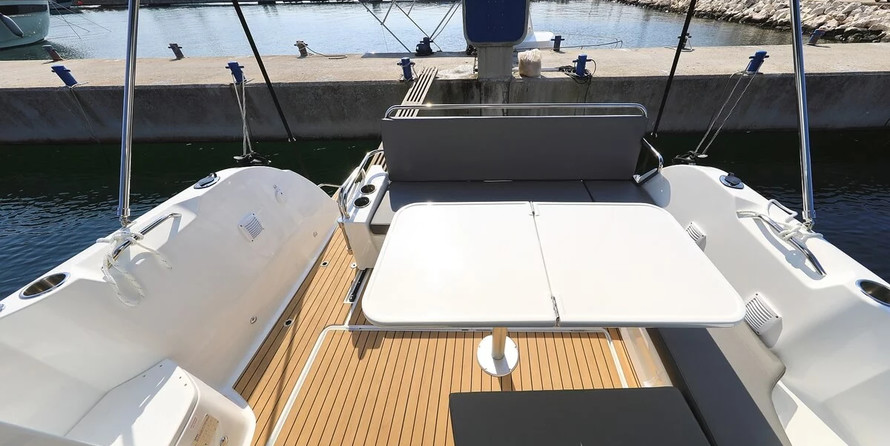 Beneteau Antares 9 OB