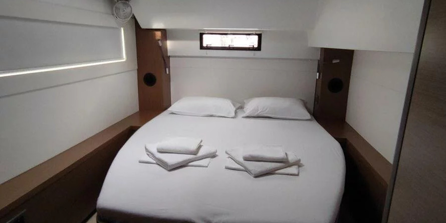 Lagoon 46 - 4 + 2 cab.