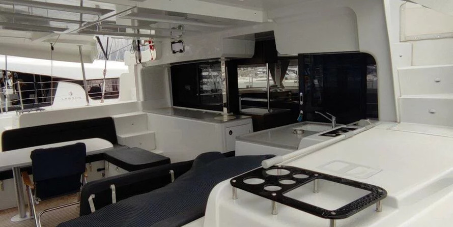 Lagoon 46 - 4 + 2 cab.