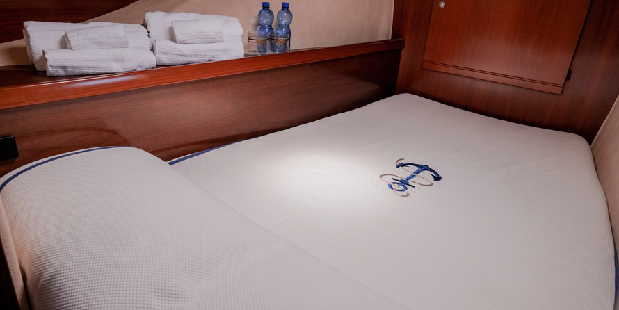 Fountaine pajot belize 43