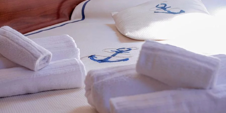 Fountaine pajot belize 43