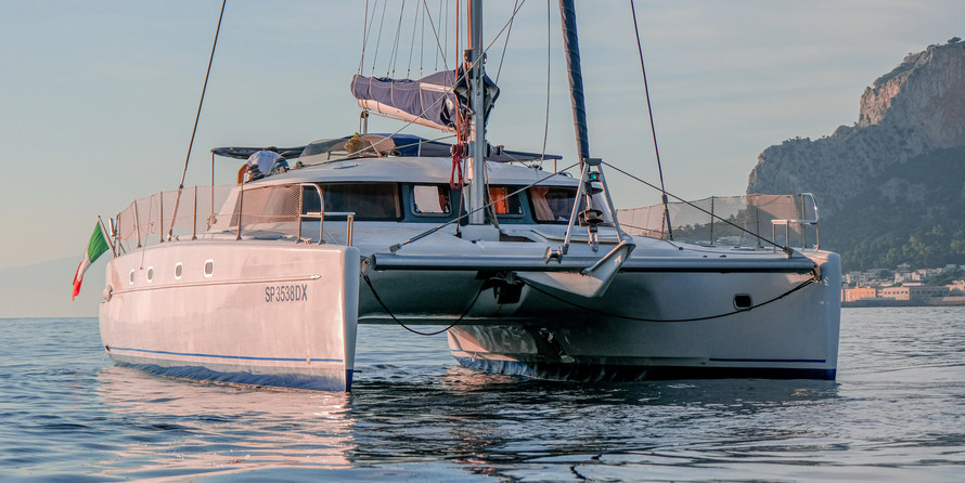 Fountaine pajot belize 43