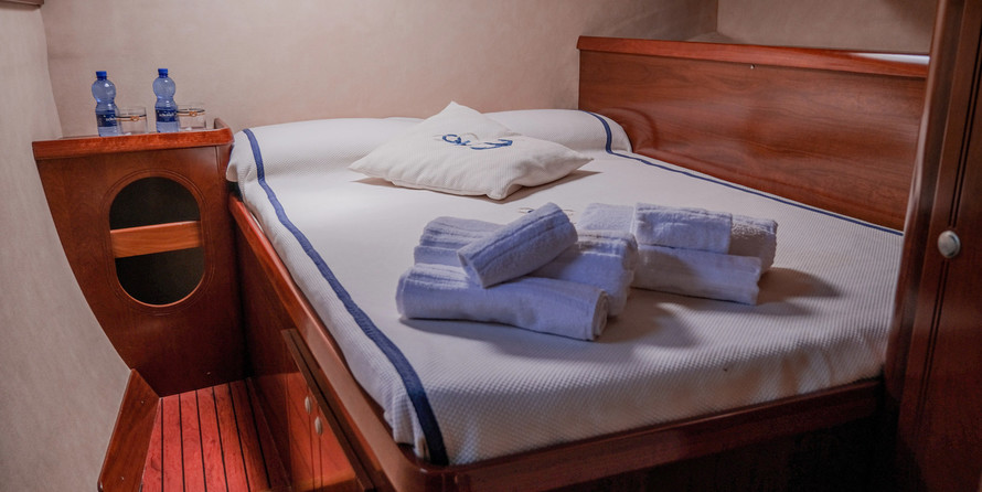 Fountaine pajot belize 43