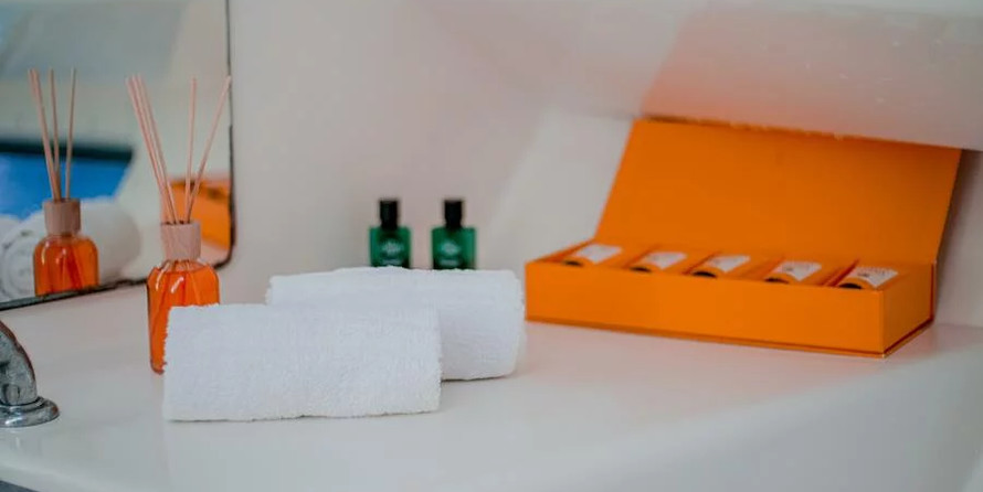 Fountaine pajot belize 43