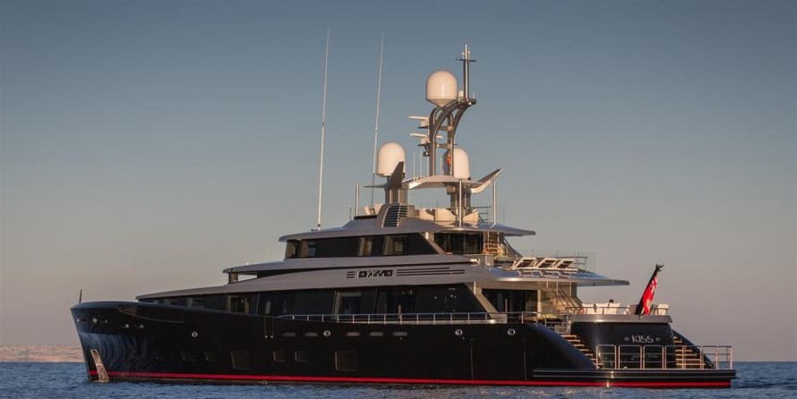 Feadship Kiss