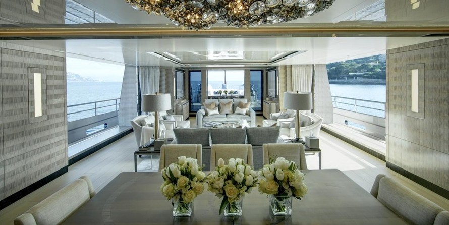 Feadship Kiss