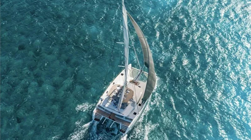 Lagoon 52 (5Cab)