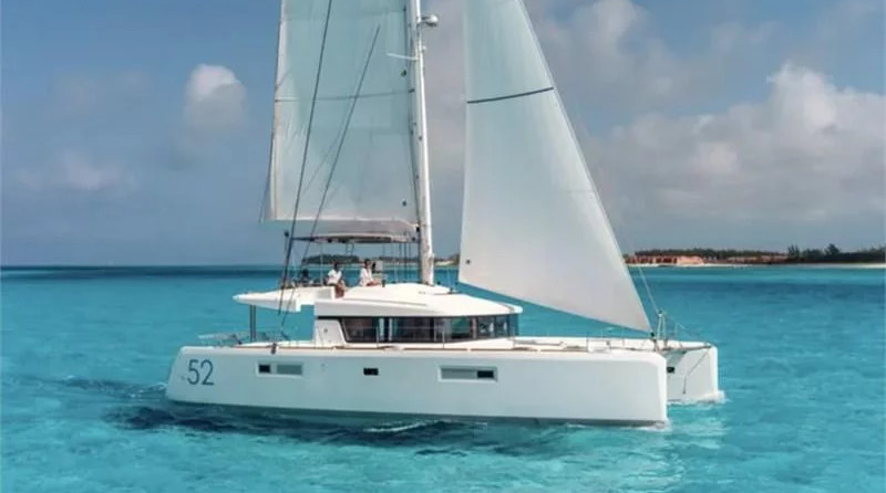 Lagoon 52 (5Cab)