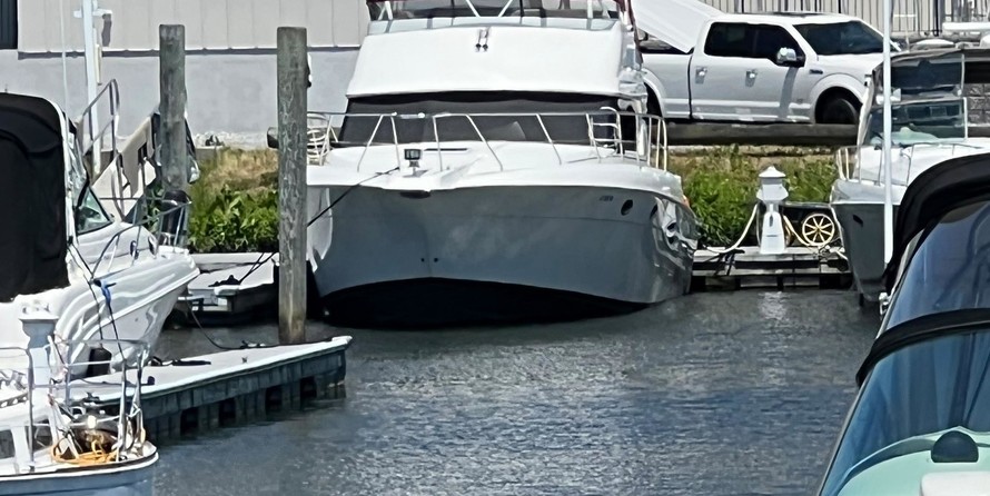 Silverton 42 Convertible