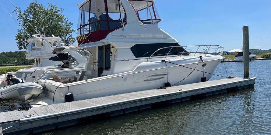 Silverton 42 Convertible