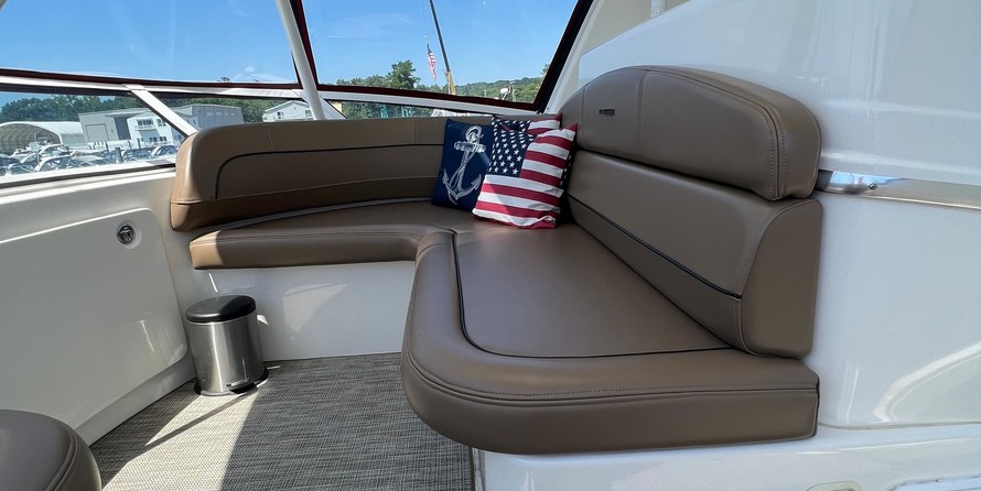 Silverton 42 Convertible