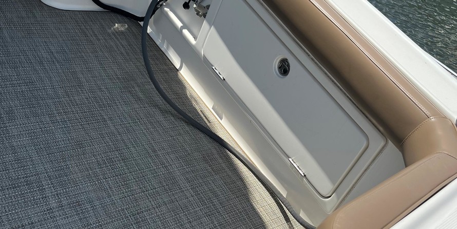 Silverton 42 Convertible