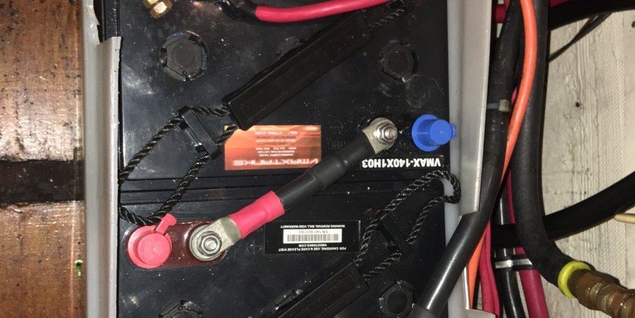 Sabre 34 Sedan Bridge