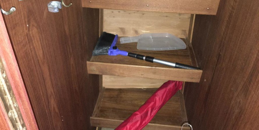 Sabre 34 Sedan Bridge