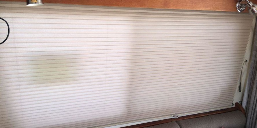 Sabre 34 Sedan Bridge