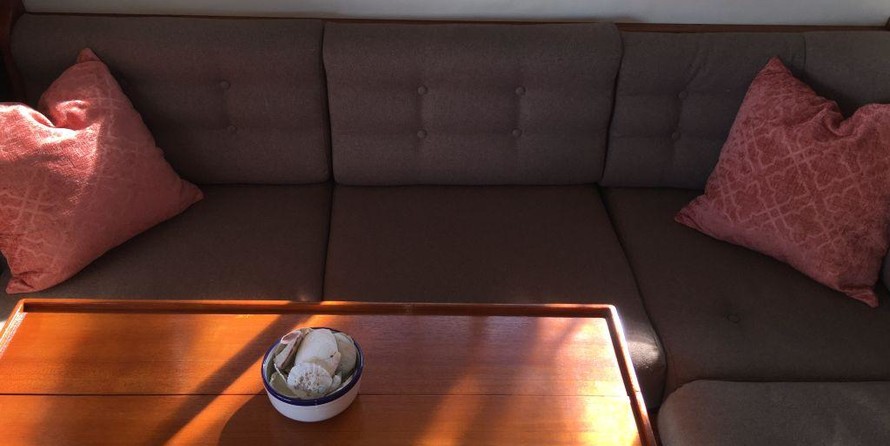 Sabre 34 Sedan Bridge