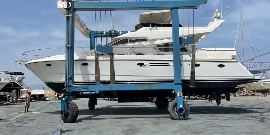 Palmer Johnson cockpit motor yacht