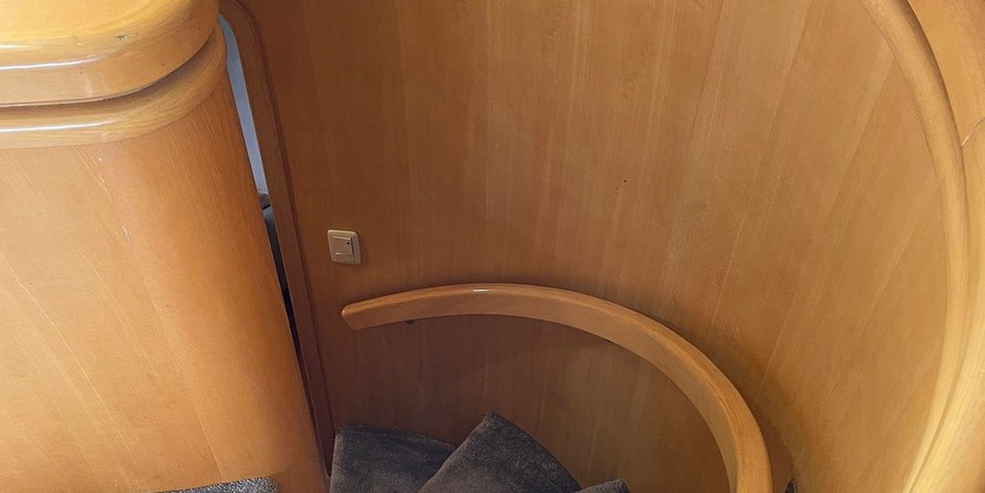 Palmer Johnson cockpit motor yacht