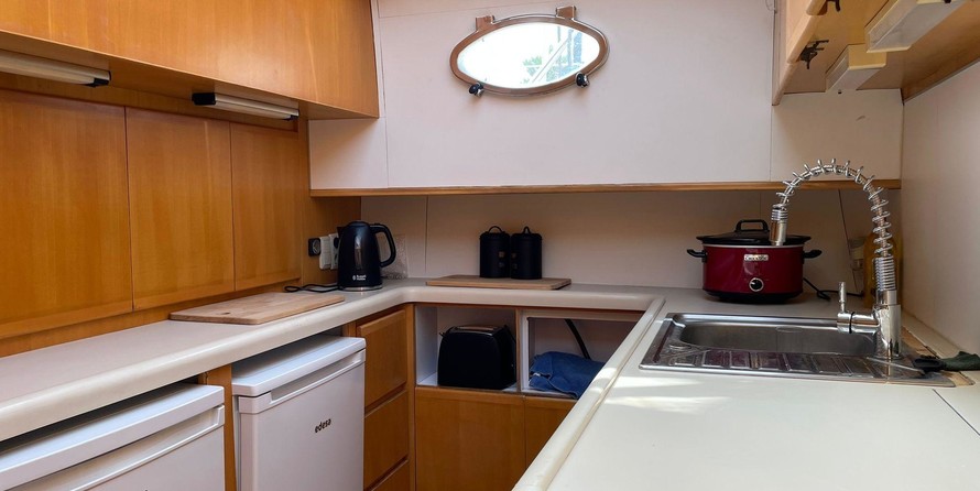 Palmer Johnson cockpit motor yacht