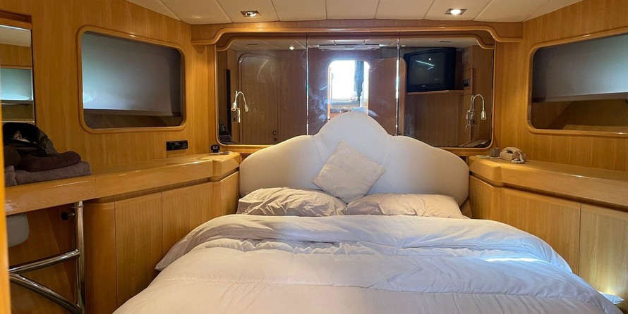 Palmer Johnson cockpit motor yacht