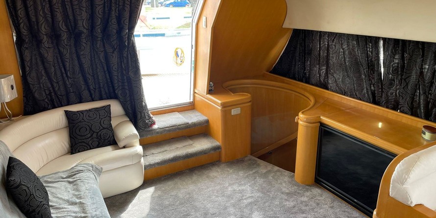 Palmer Johnson cockpit motor yacht