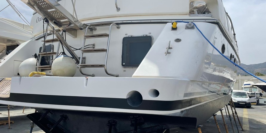 Palmer Johnson cockpit motor yacht