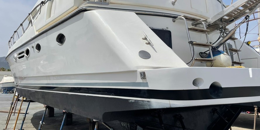 Palmer Johnson cockpit motor yacht